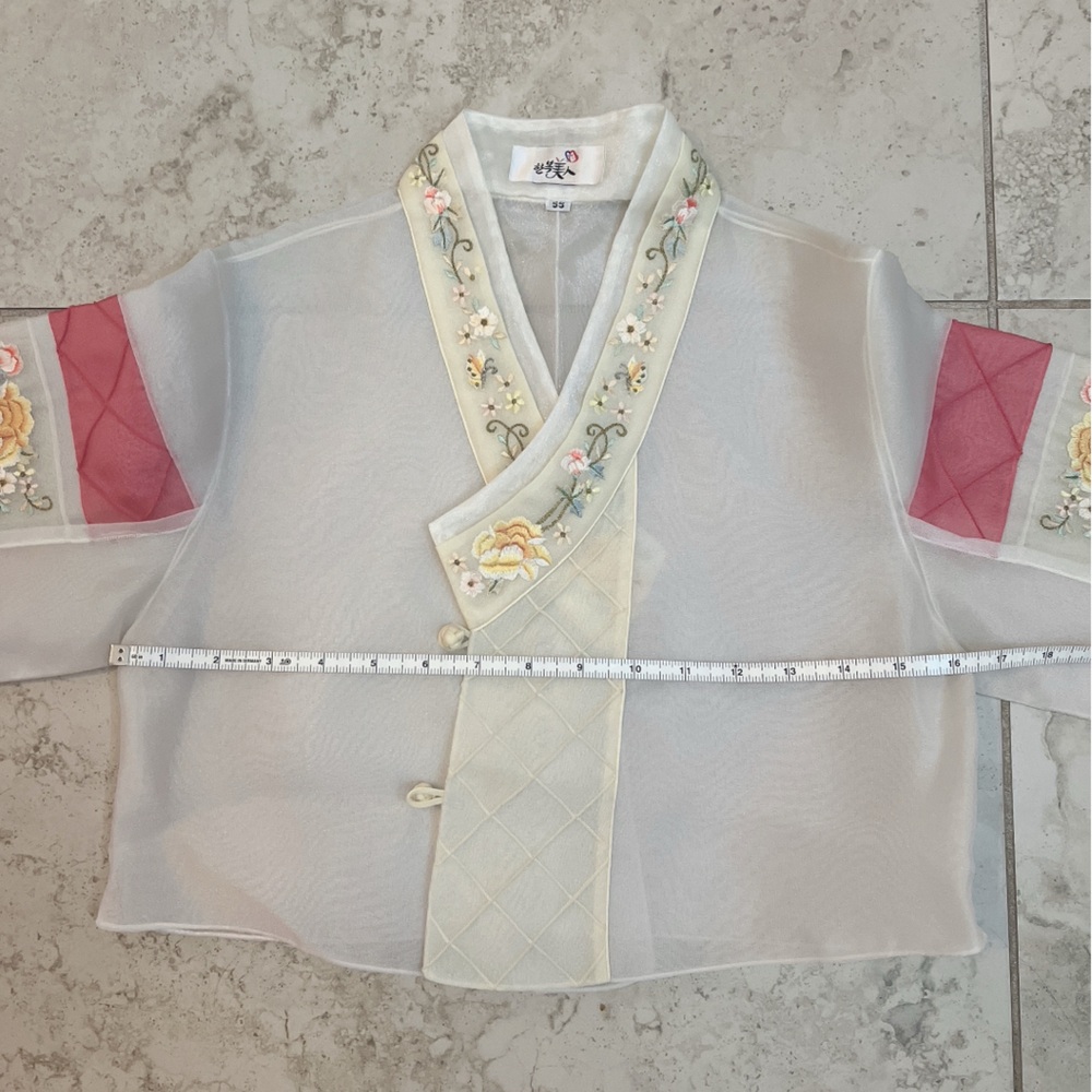 Korean Hanbok - Picture 5 of 8